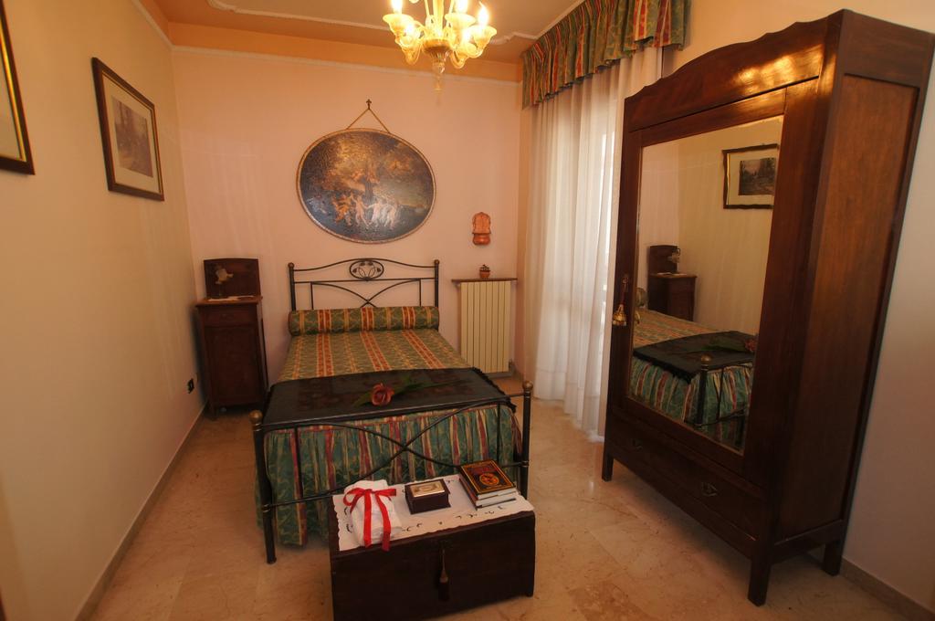 B&B Agora Taranto Eksteriør bilde